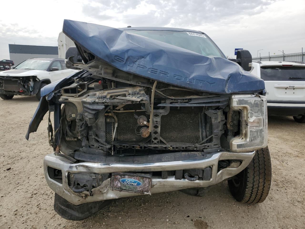 2017 Ford F350 Super Duty - Фото 5