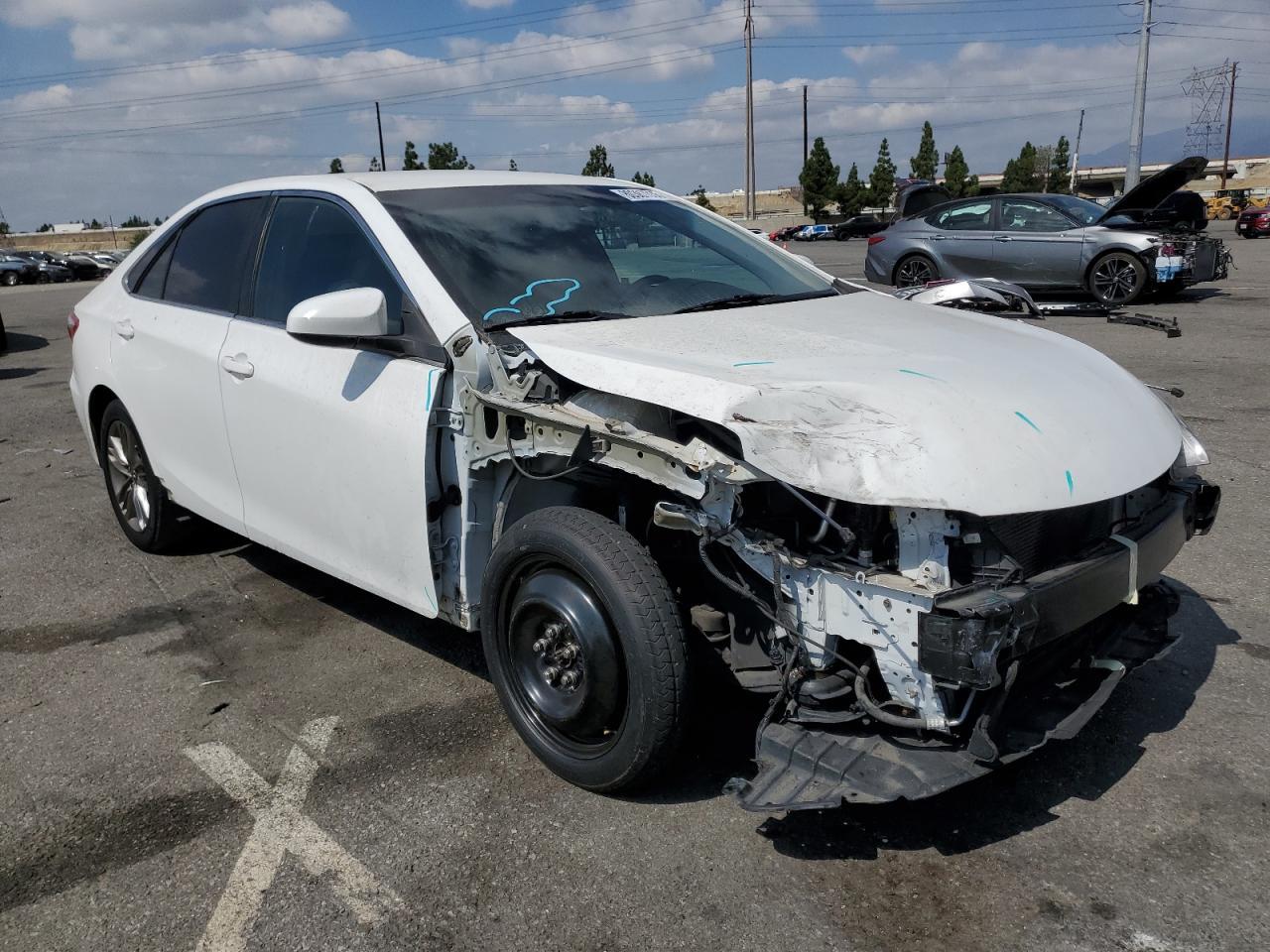 2016 Toyota Camry Le - Image 4