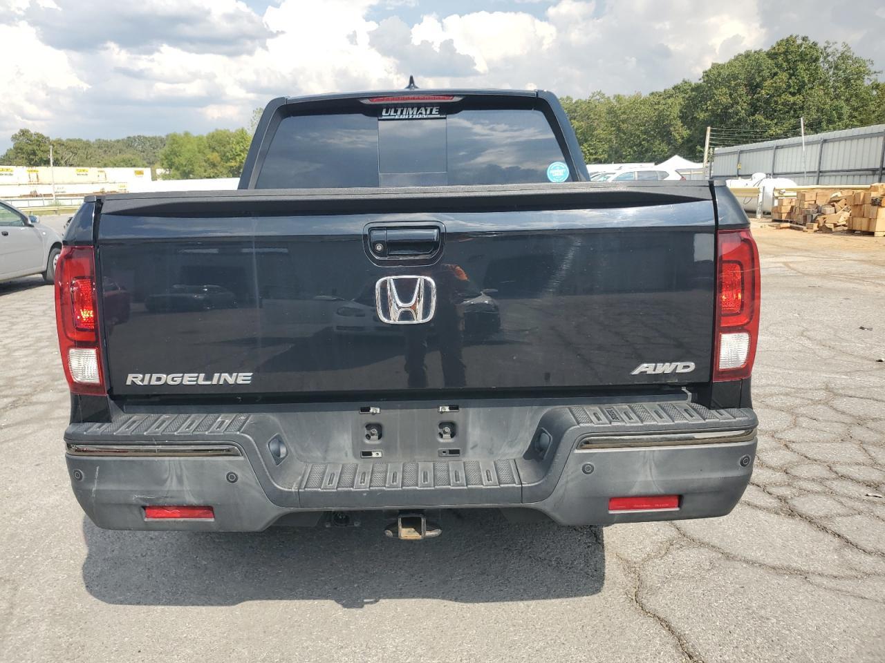 2017 Honda Ridgeline Black Edition - Image 6