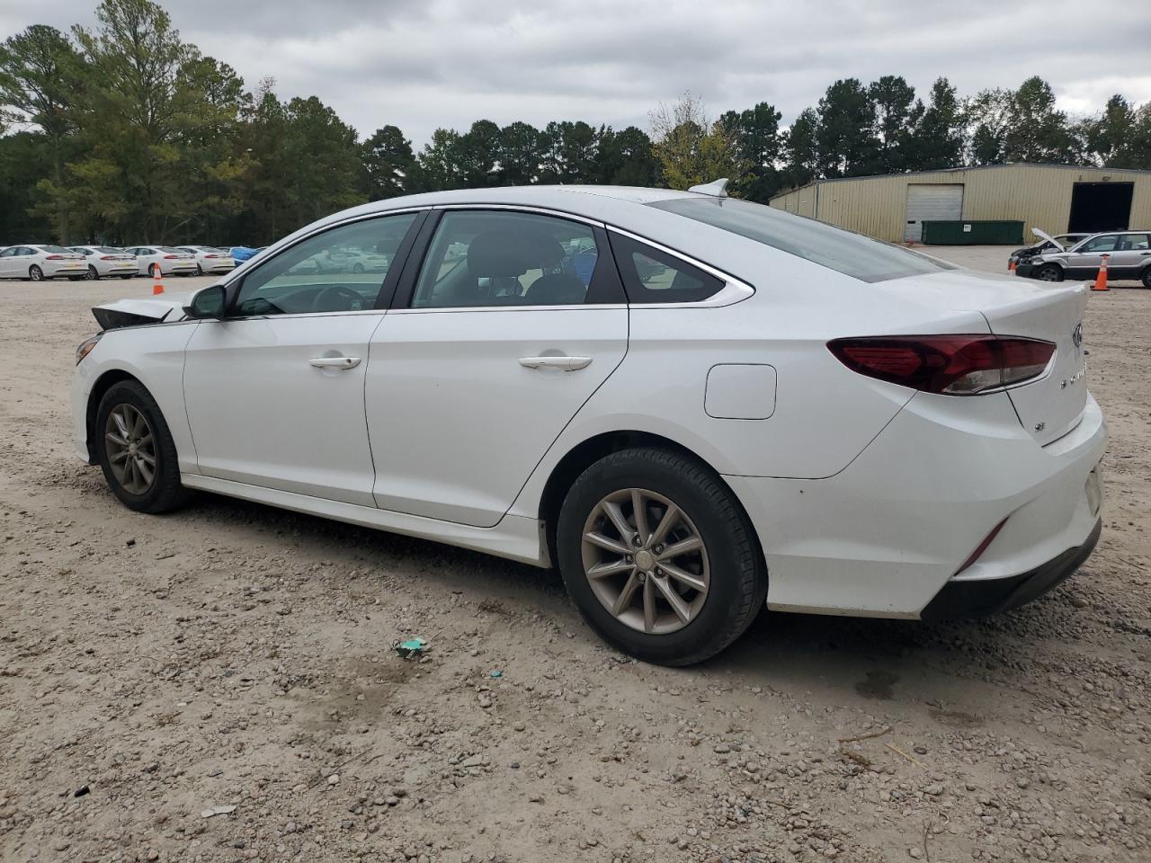2019 Hyundai Sonata Se - Фото 2