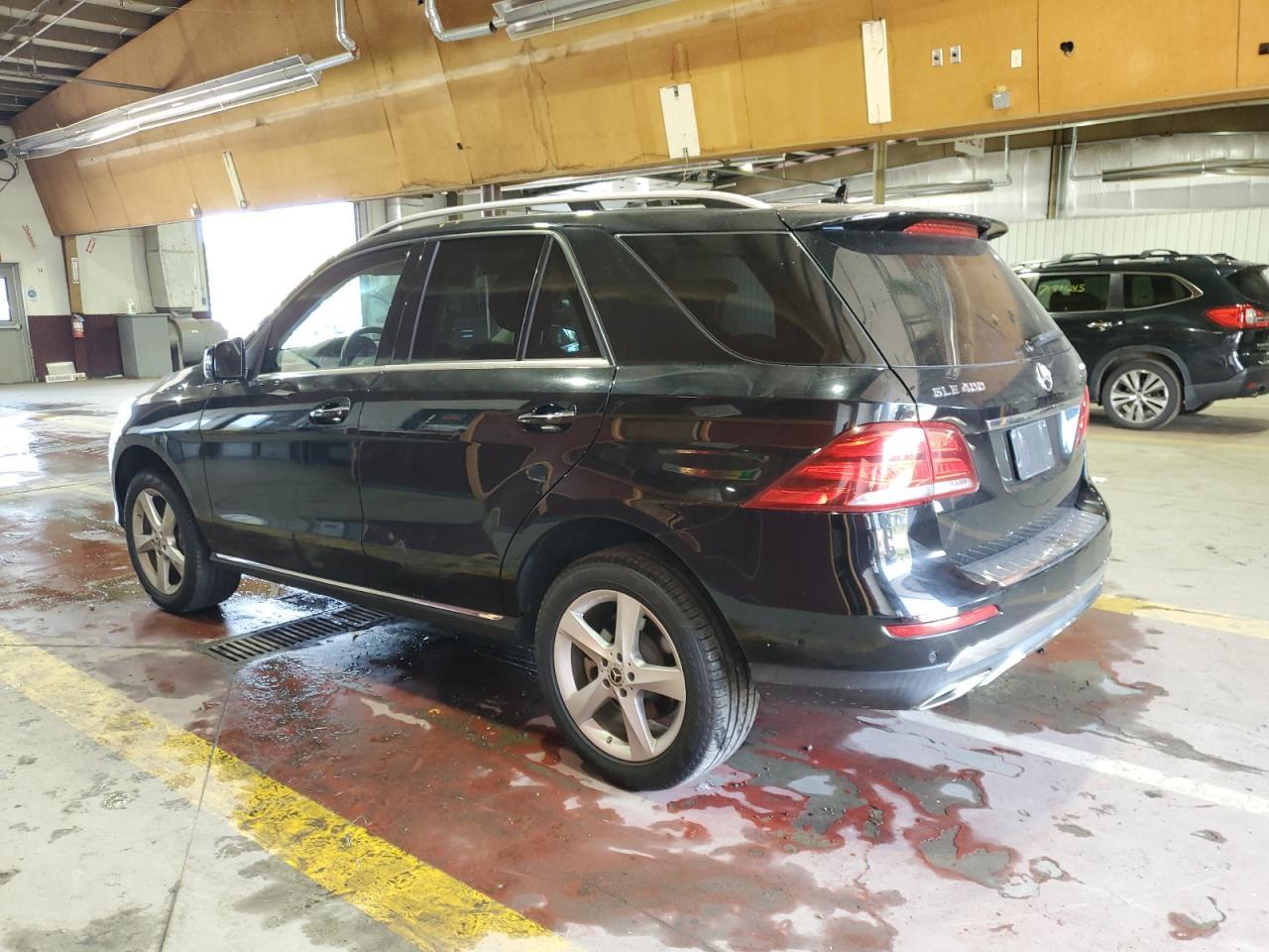 2019 Mercedes-Benz Gle 400 4Matic - Фото 2