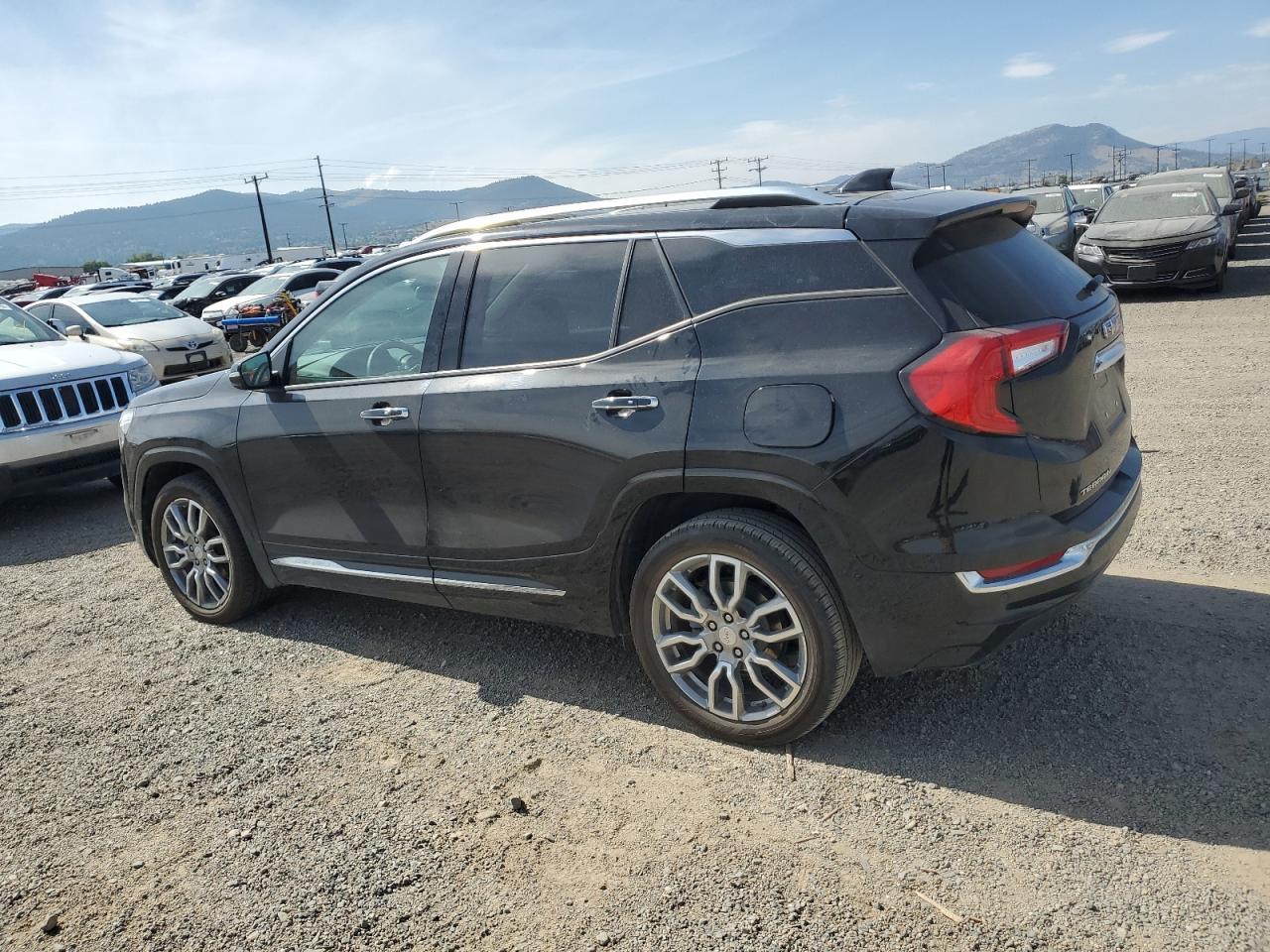 2023 GMC Terrain Denali - Фото 2