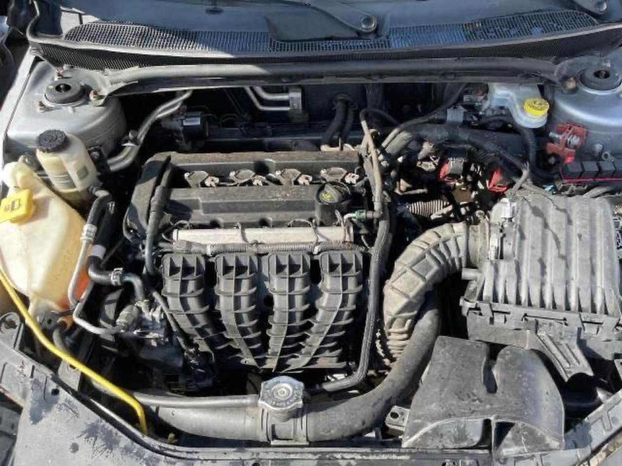 2013 Chrysler 200 Touring - Image 7