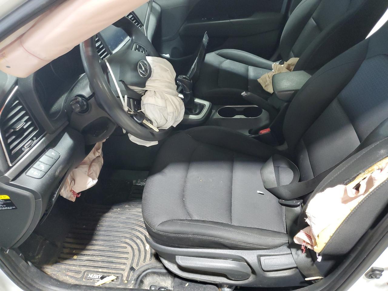 2018 Hyundai Elantra Sel - Фото 7