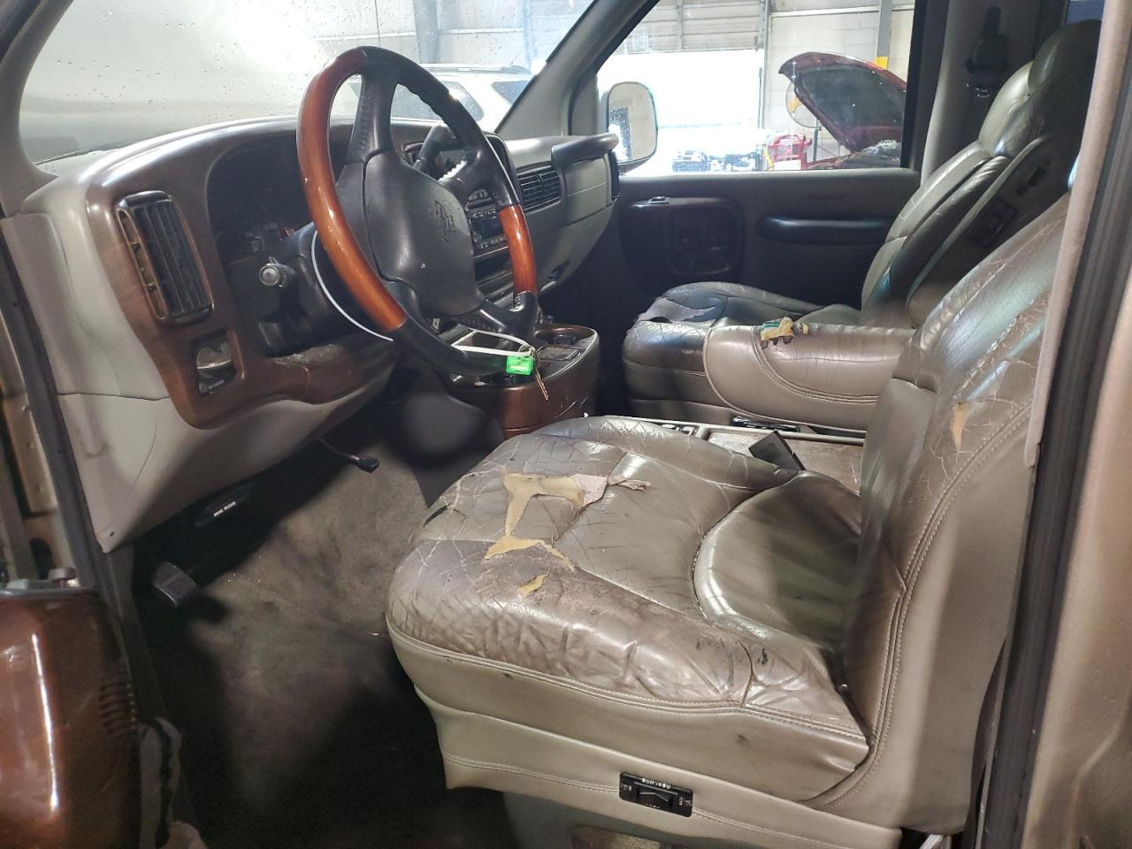 2002 Chevrolet Express G2500 - Фото 7