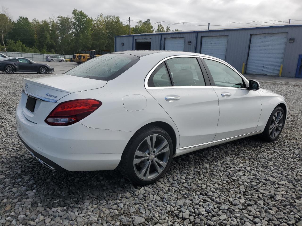 2018 Mercedes-Benz C 300 4Matic - Image 3