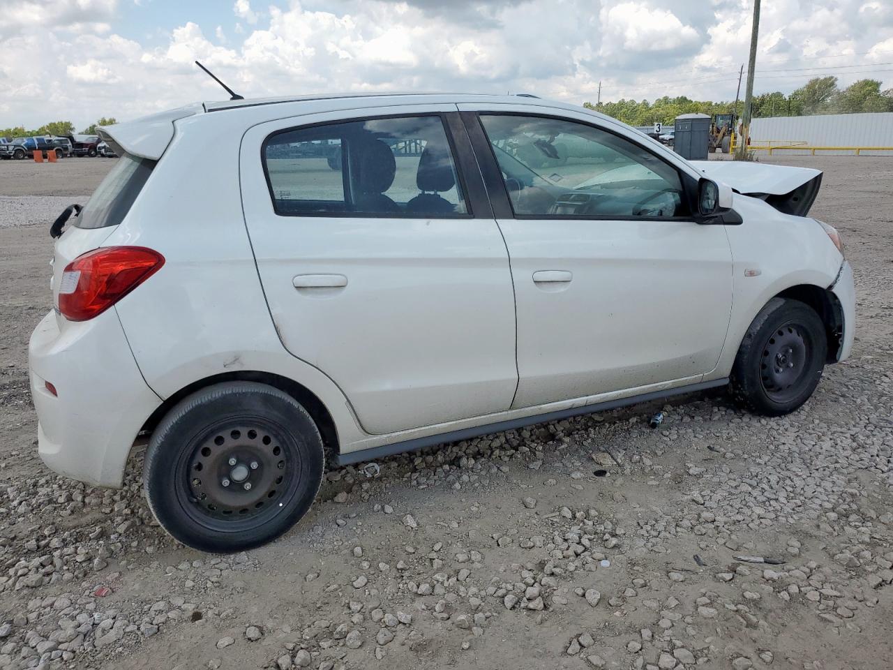 2019 Mitsubishi Mirage Es - Image 3
