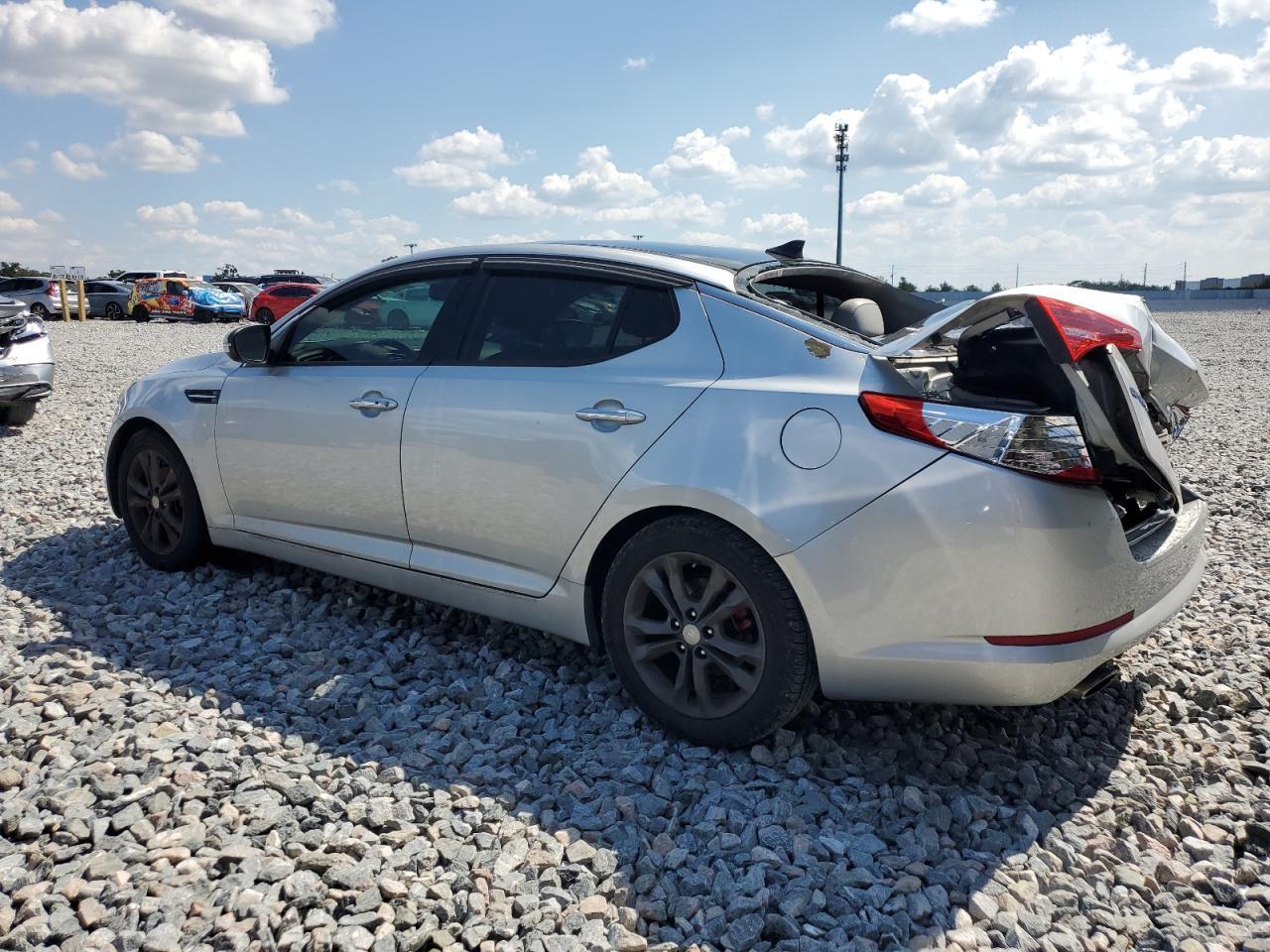 2013 Kia Optima Ex - Image 2