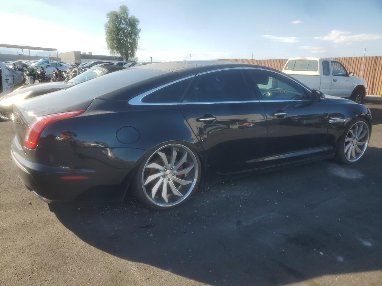 2012 Jaguar Xj - Фото 3