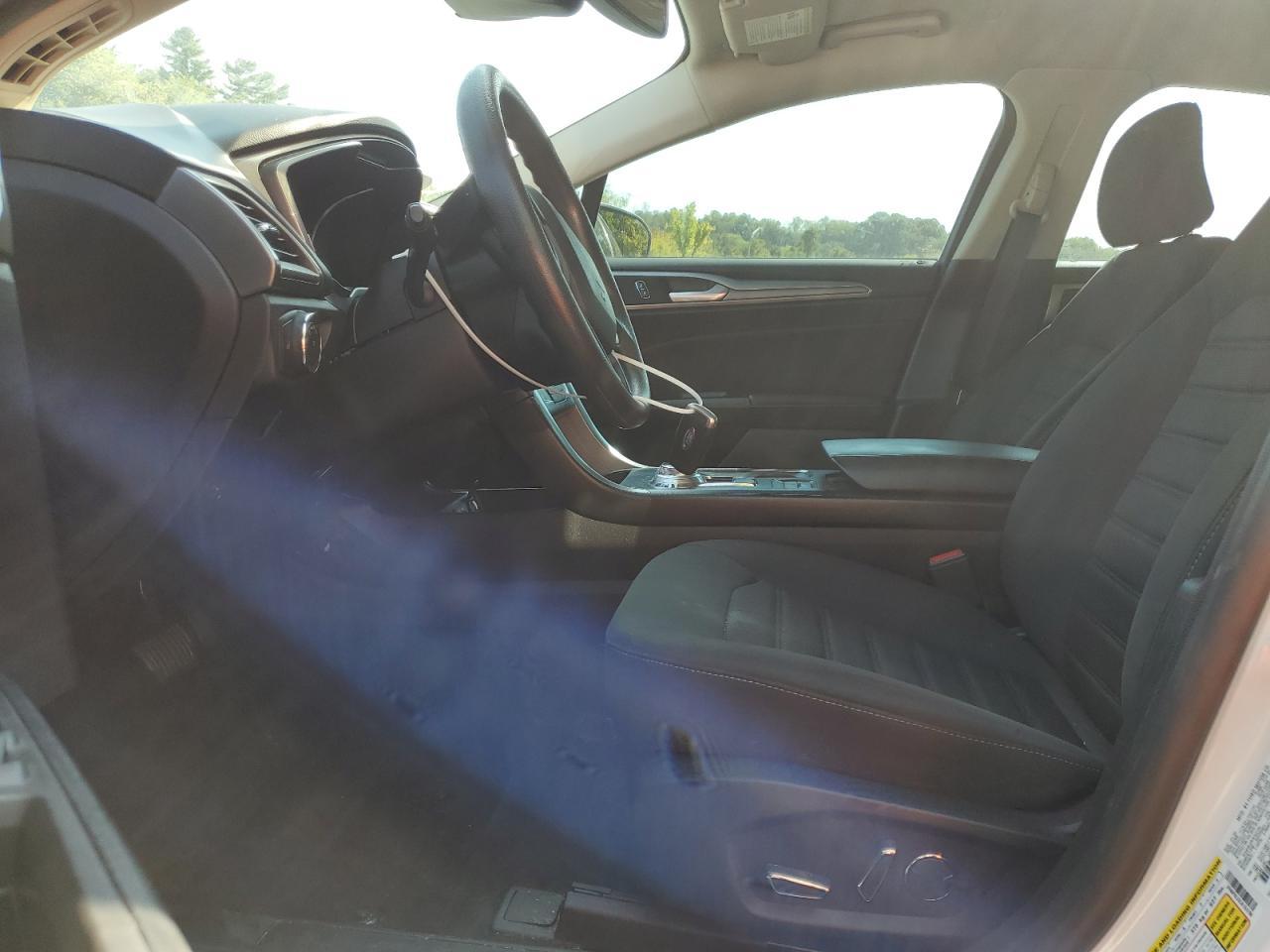 2020 Ford Fusion Se - Фото 7
