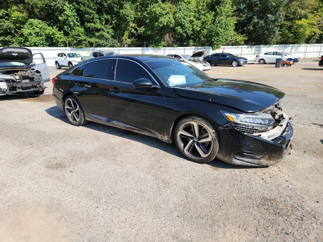 2020 Honda Accord Sport - Image 4