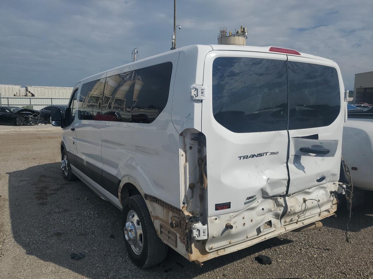 2022 Ford Transit T-350 - Фото 2