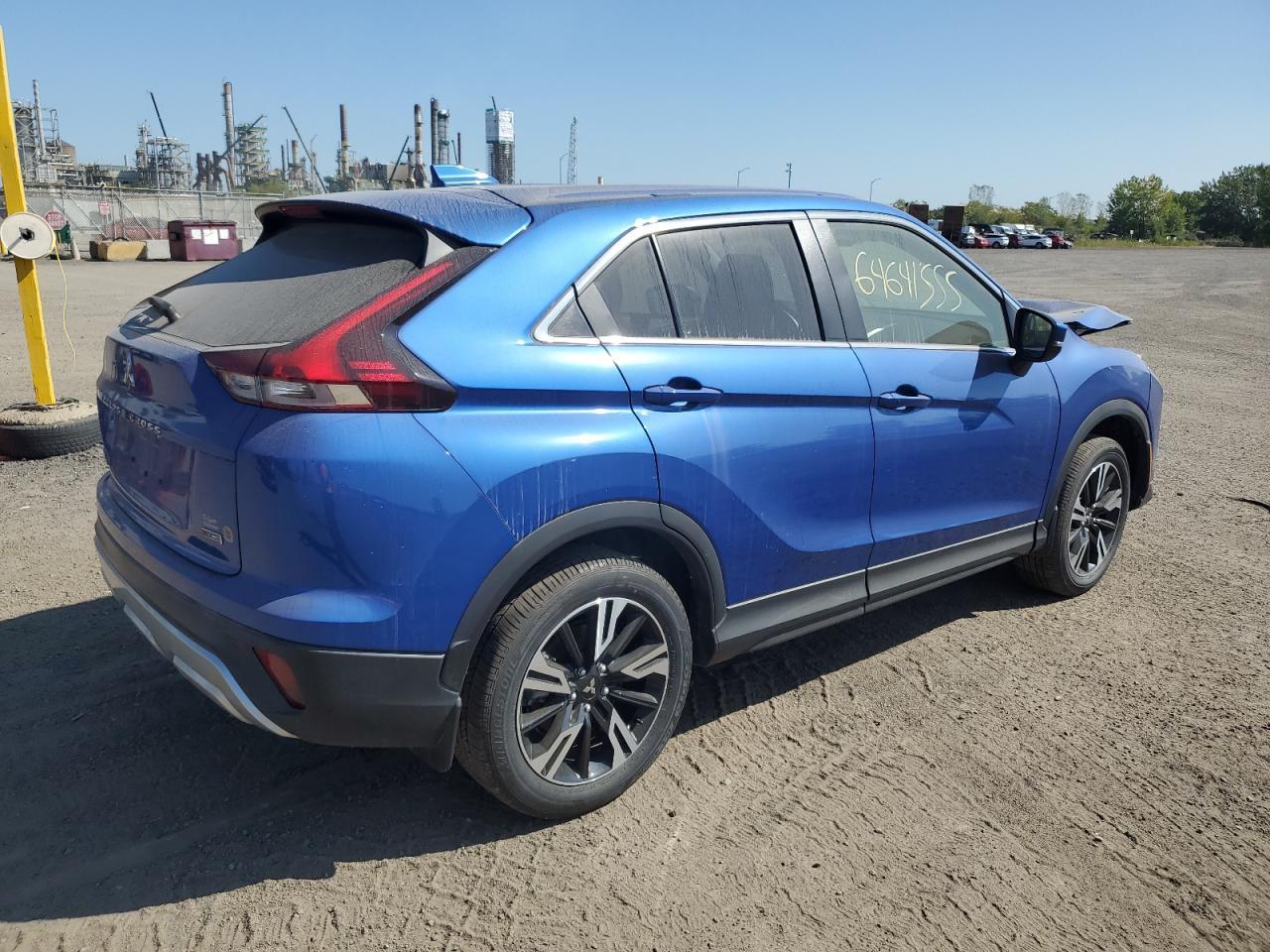 2025 Mitsubishi Eclipse Cross Le - Image 3