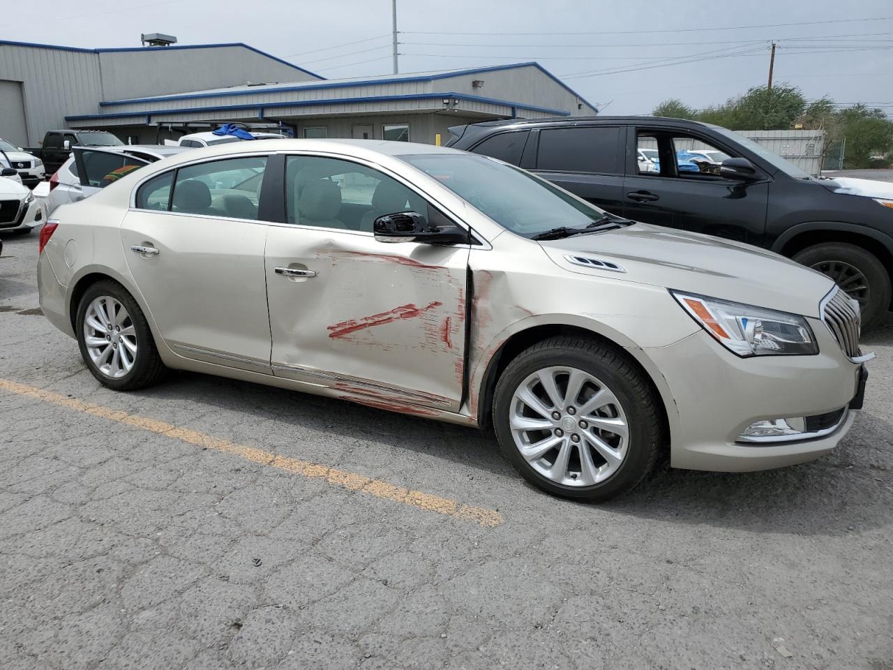 2014 Buick Lacrosse - Image 4