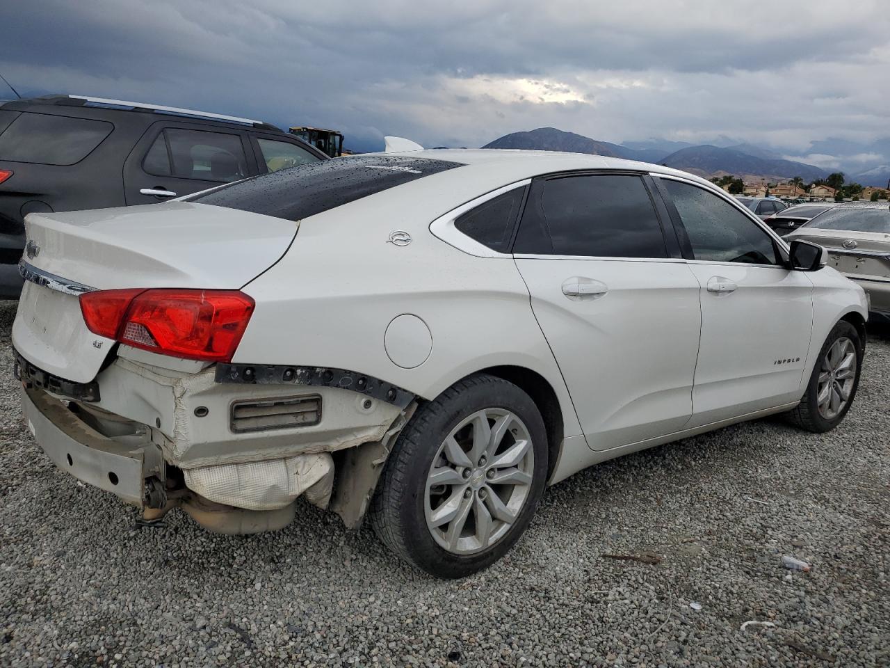 2018 Chevrolet Impala Lt - Фото 3