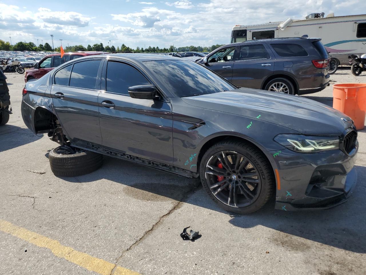 2021 BMW M5 - Фото 4