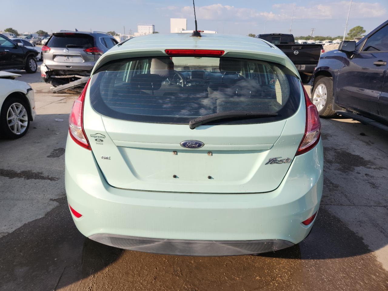 2017 Ford Fiesta Se - Image 6
