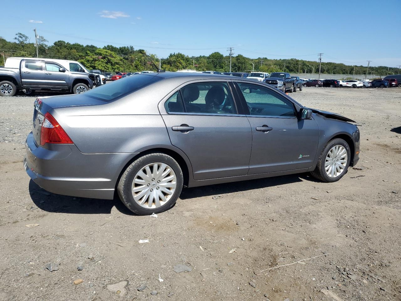 2012 Ford Fusion Hybrid - Фото 3
