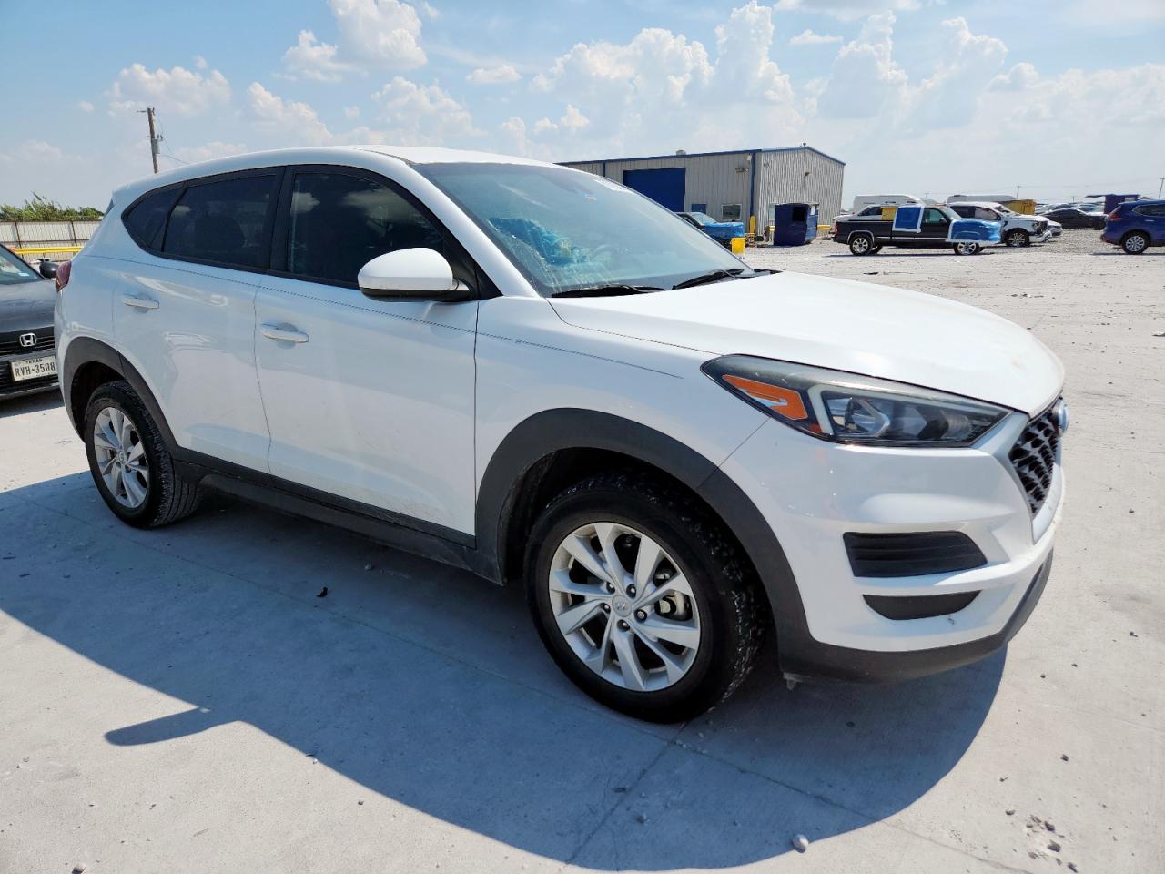 2020 Hyundai Tucson Se - Image 4