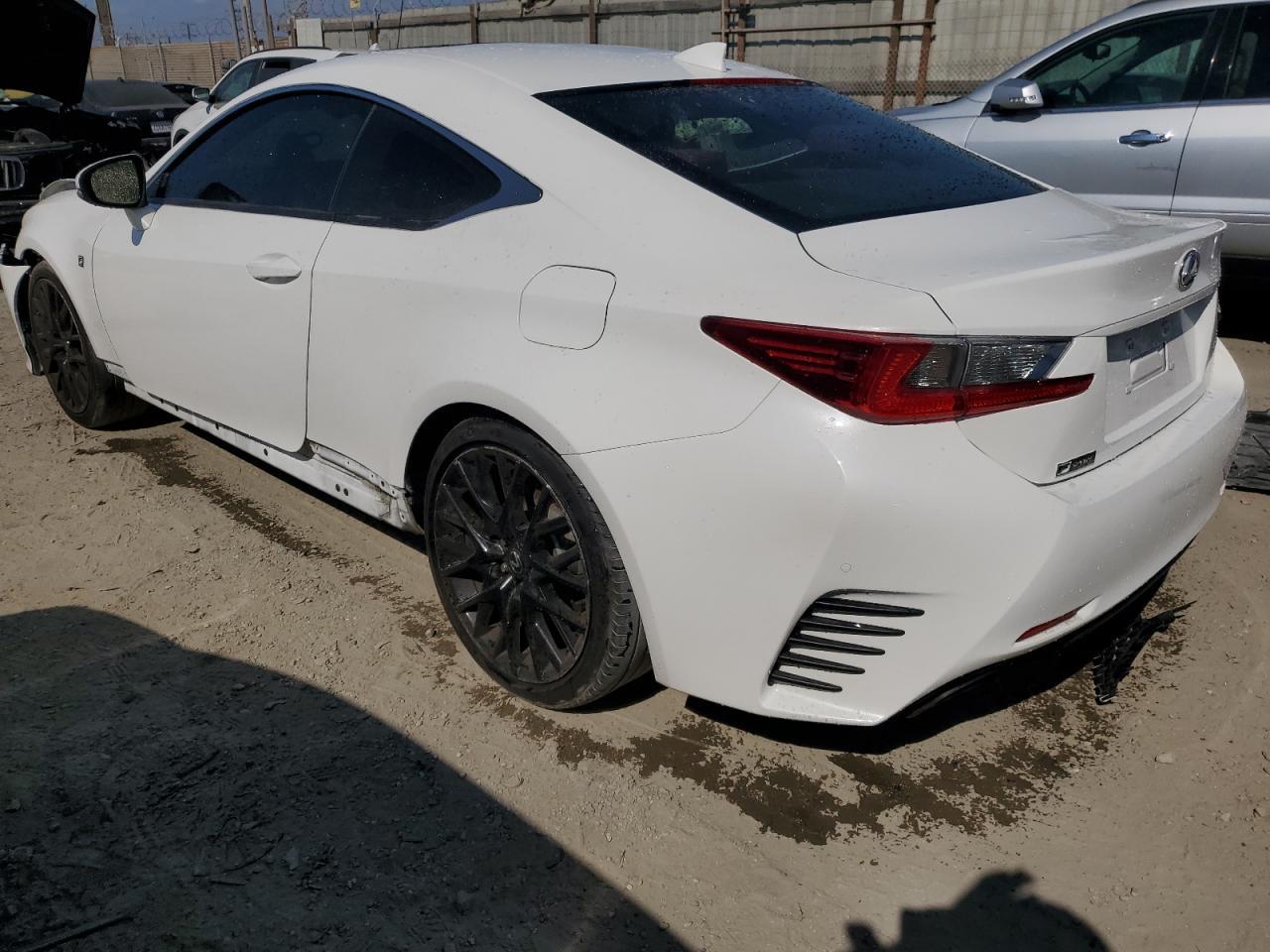 2017 Lexus Rc 200T - Image 2