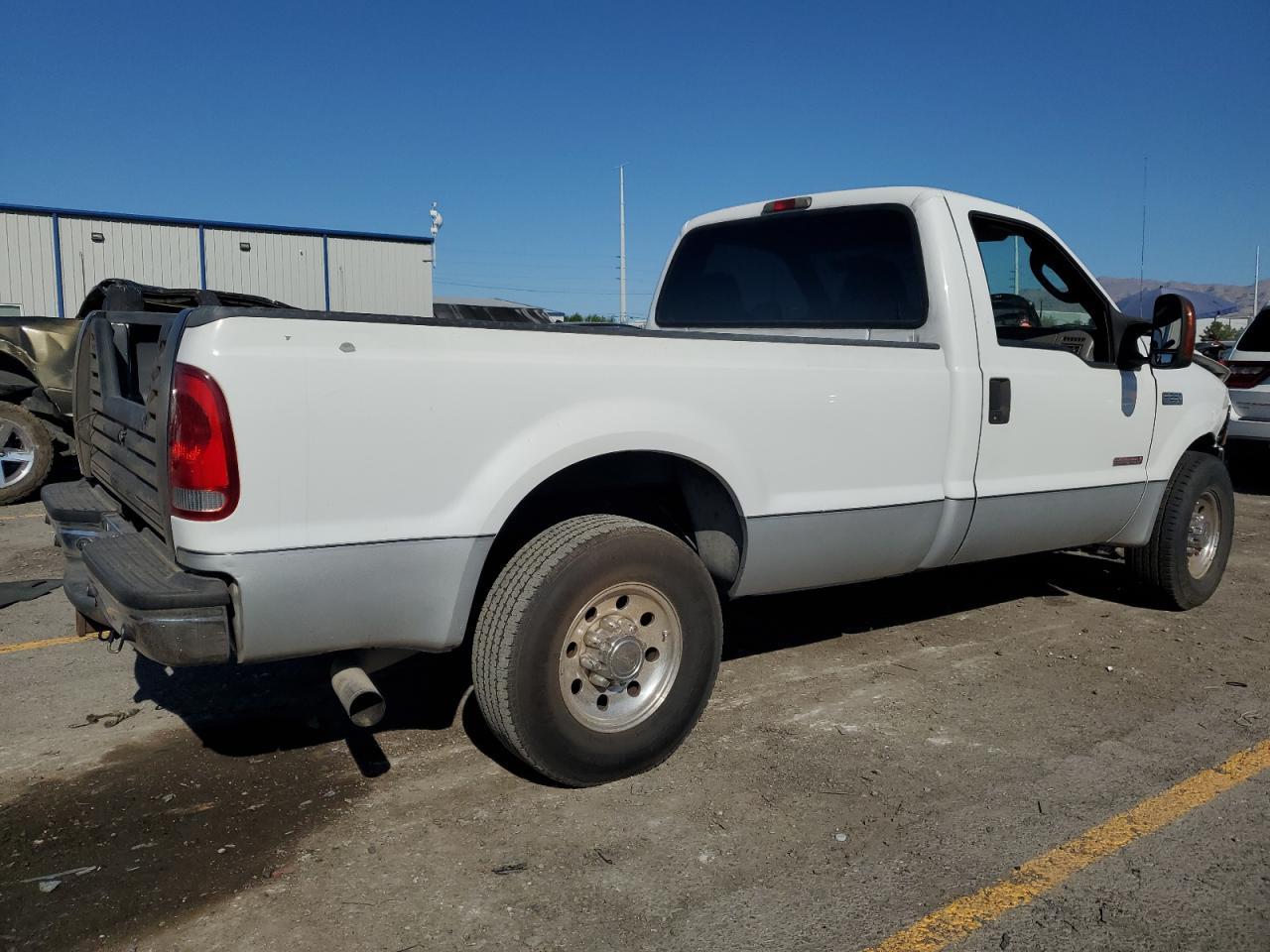 2004 Ford F250 Super Duty - Image 3