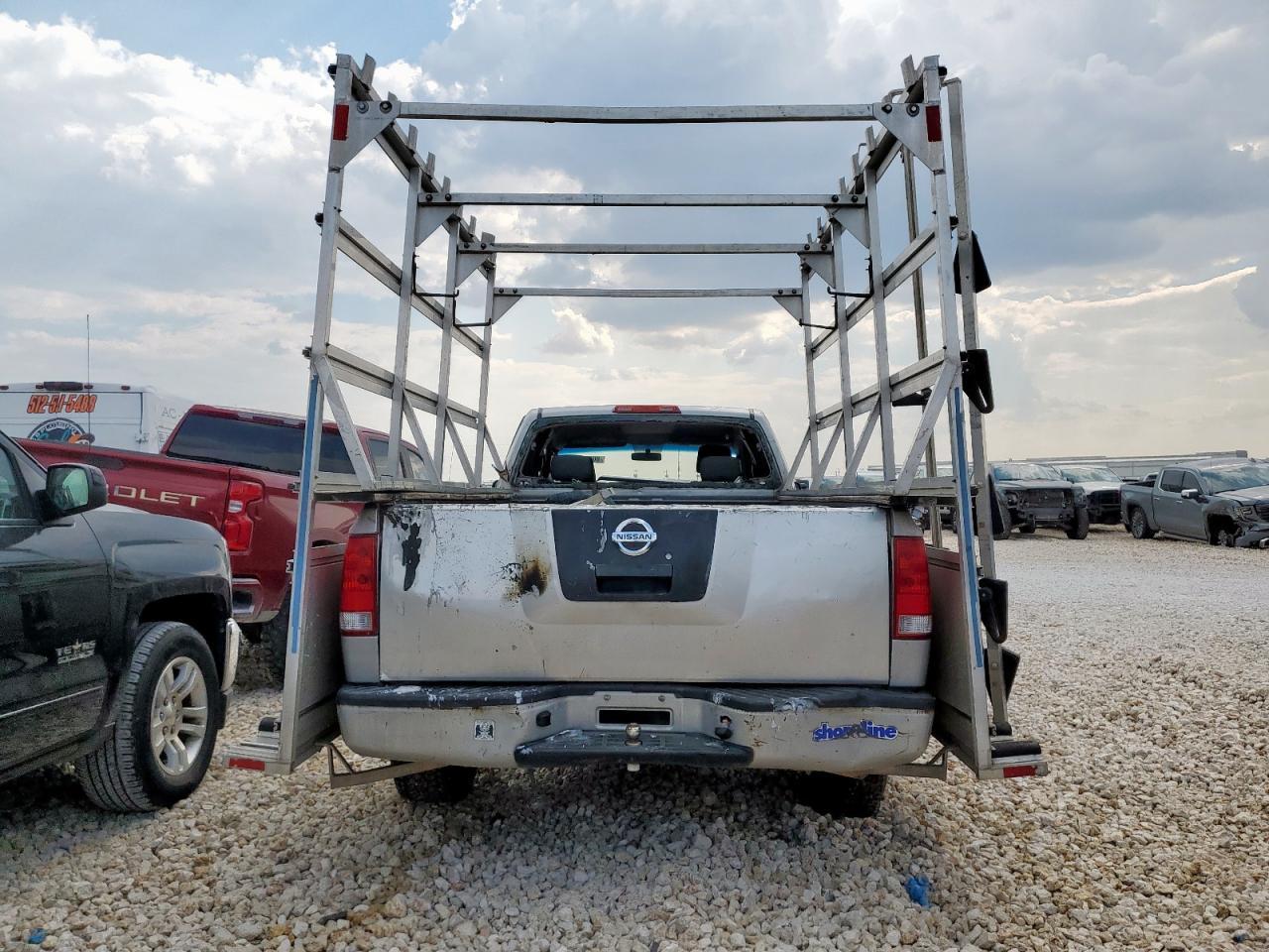 2008 Nissan Titan Xe - Image 6