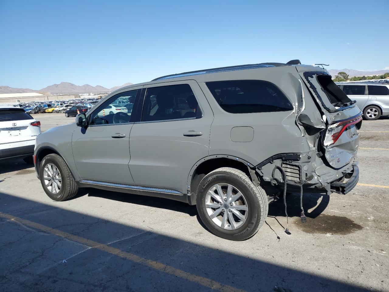 2022 Dodge Durango Sxt - Фото 2