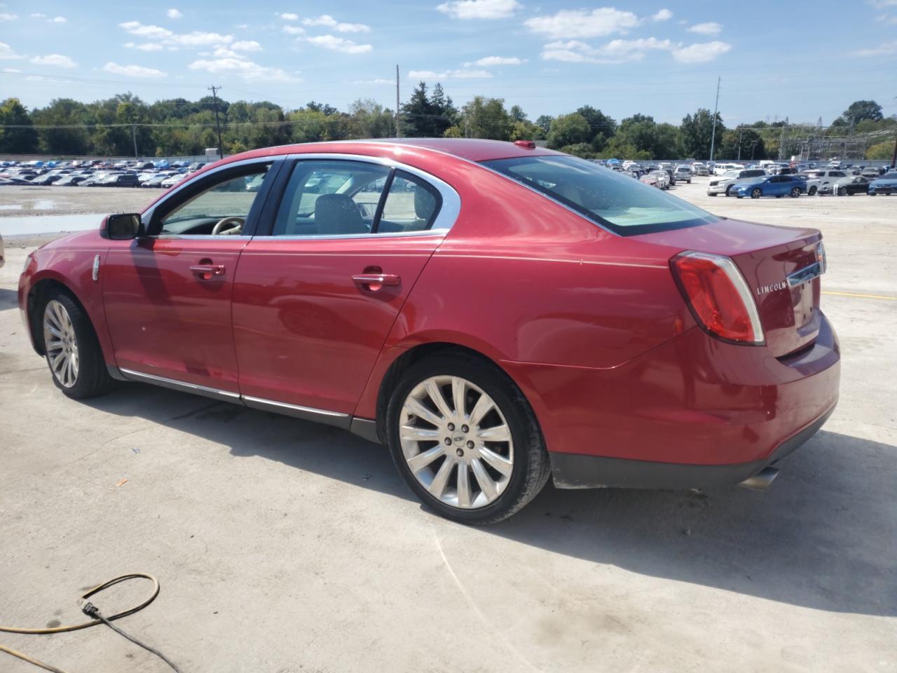 2009 Lincoln Mks - Image 2