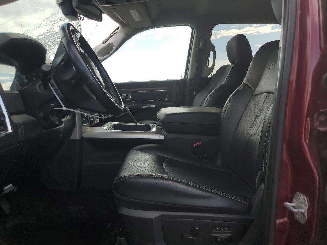 2018 Ram 1500 Laramie - Image 7