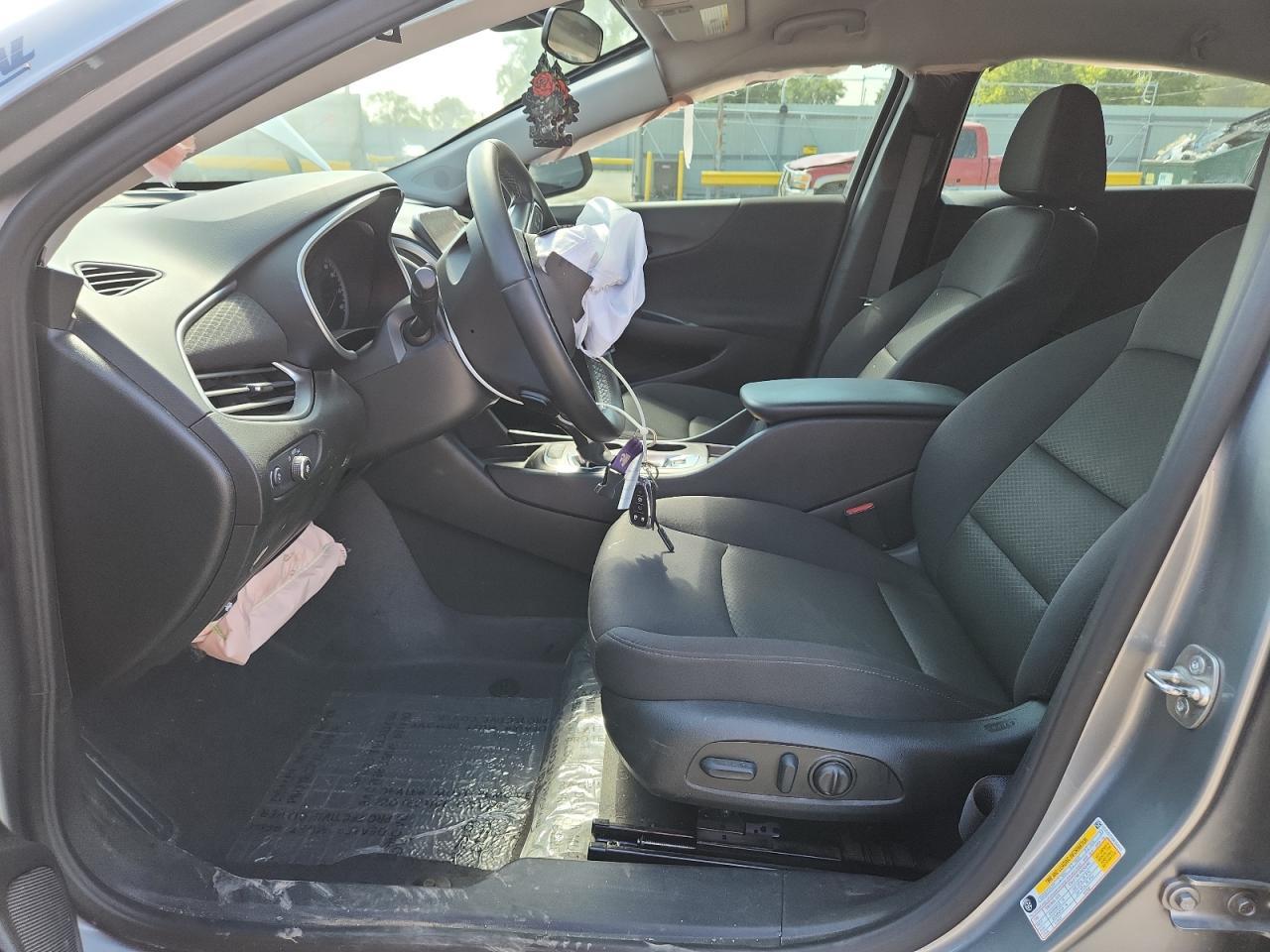 2025 Chevrolet Malibu Rs - Image 7