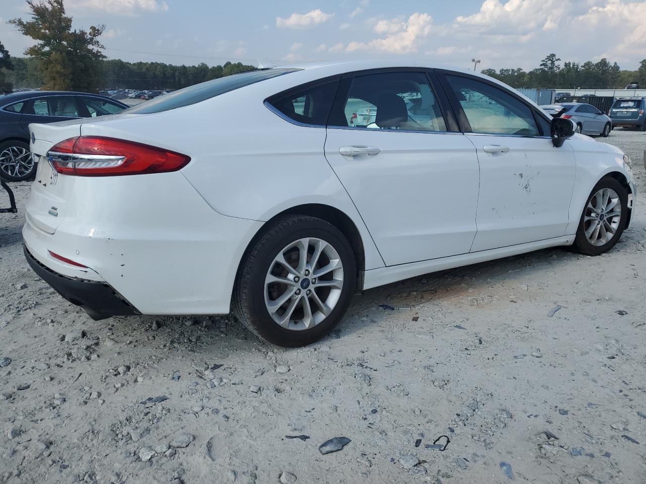 2020 Ford Fusion Se - Фото 5