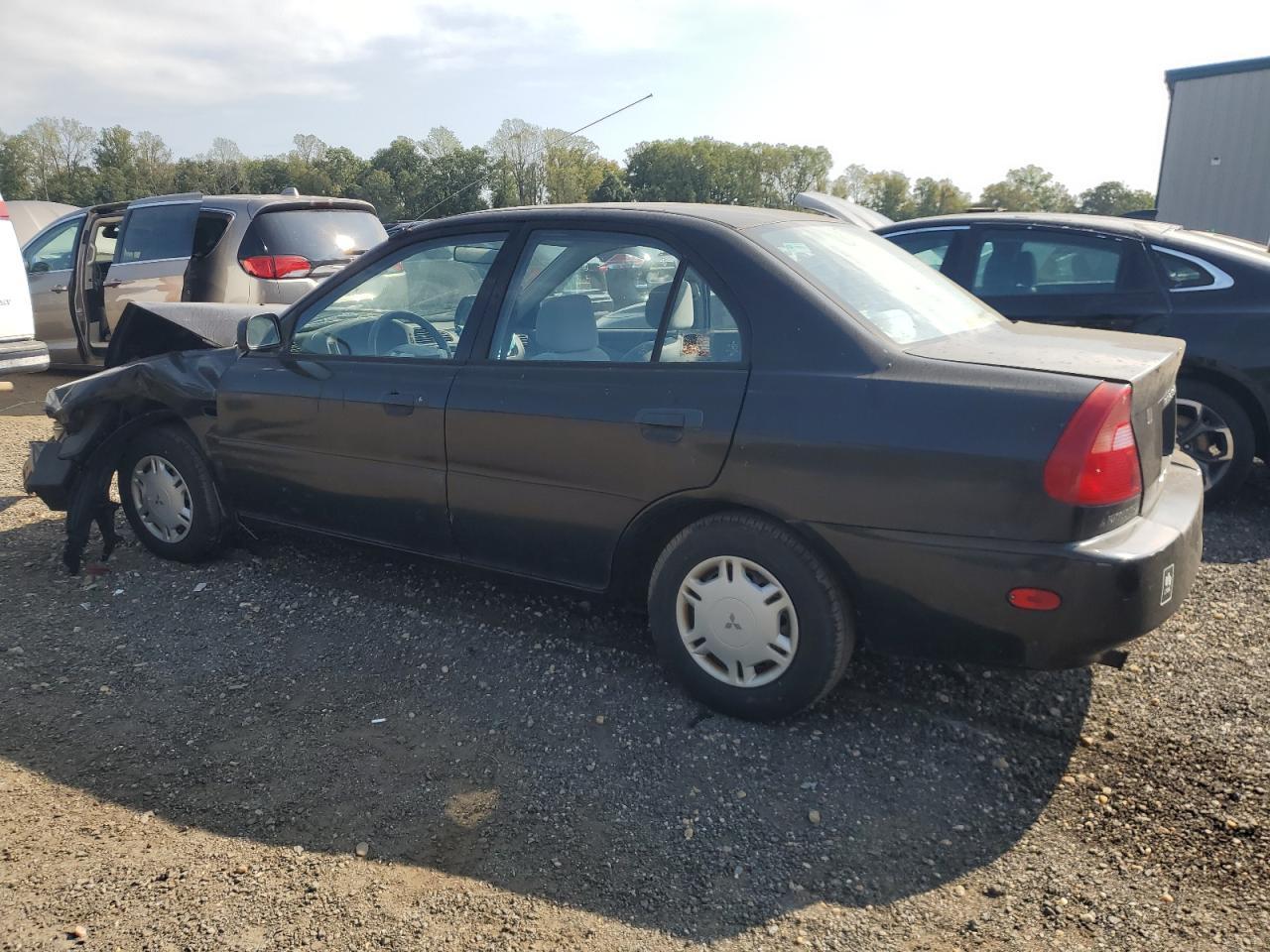 1999 Mitsubishi Mirage De - Фото 2
