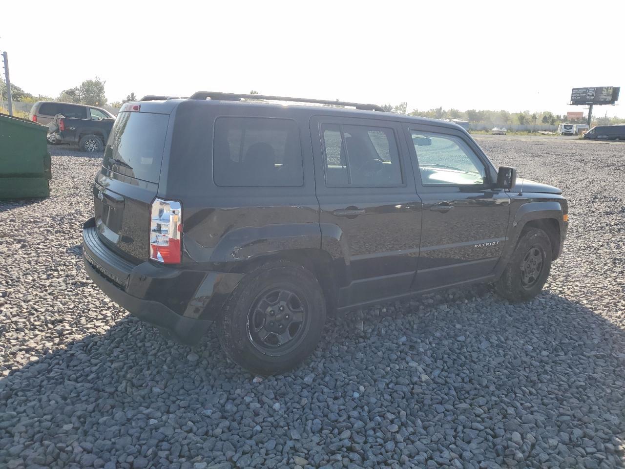 2016 Jeep Patriot Sport - Фото 3