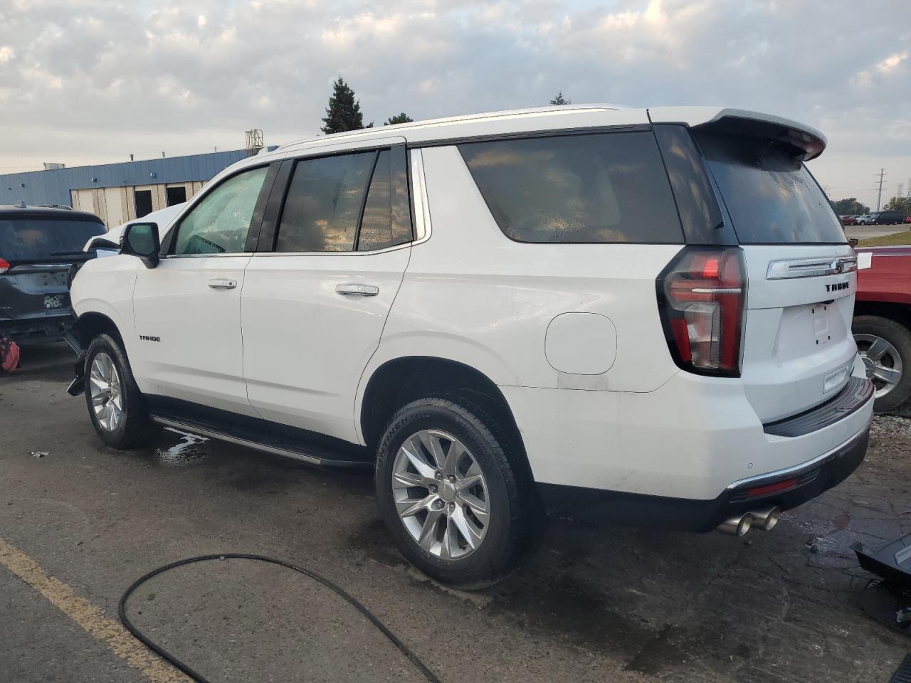 2023 Chevrolet Tahoe K1500 Premier - Фото 2