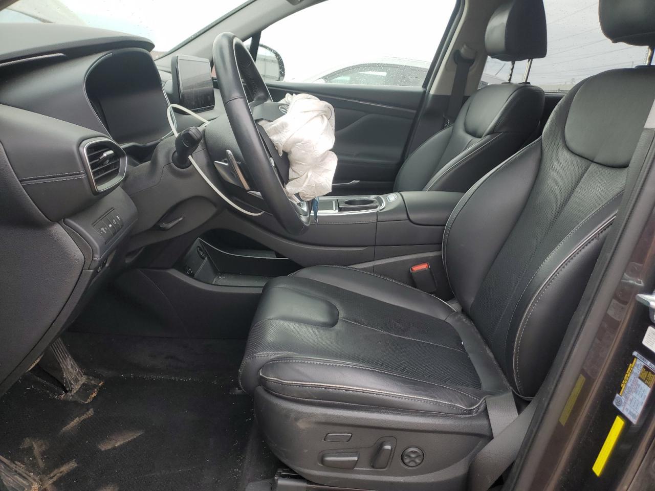 2022 Hyundai Santa Fe - Image 7