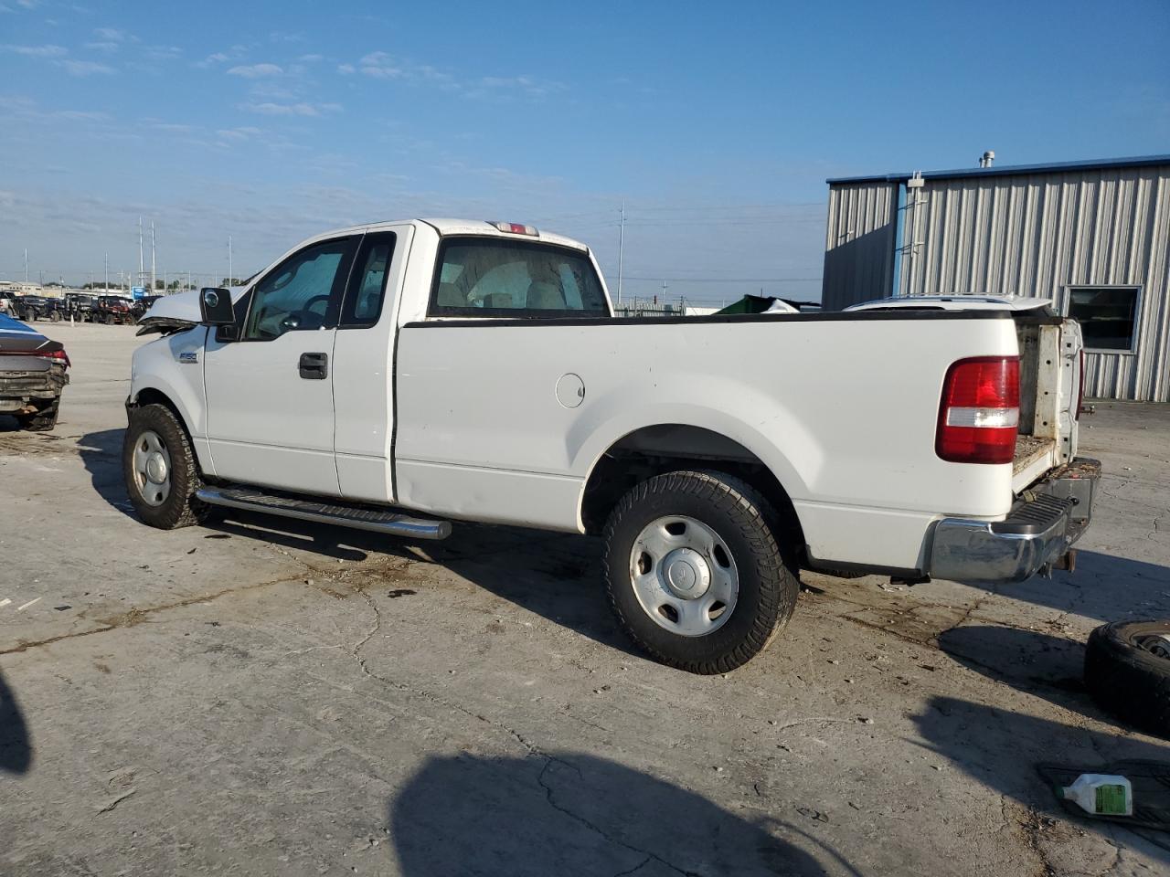 2005 Ford F150 - Фото 2