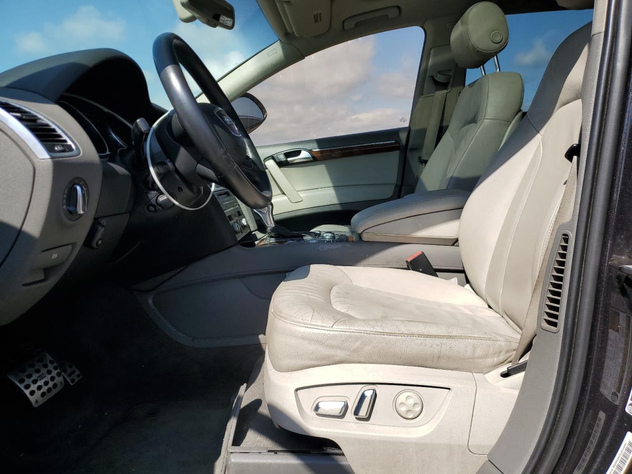 2014 Audi Q7 Premium Plus - Image 7