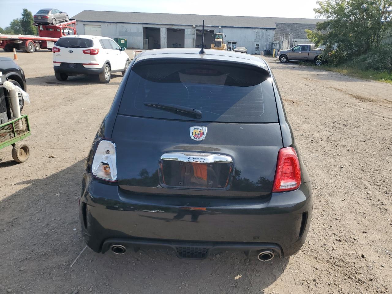 2012 Fiat 500 Abarth - Image 6