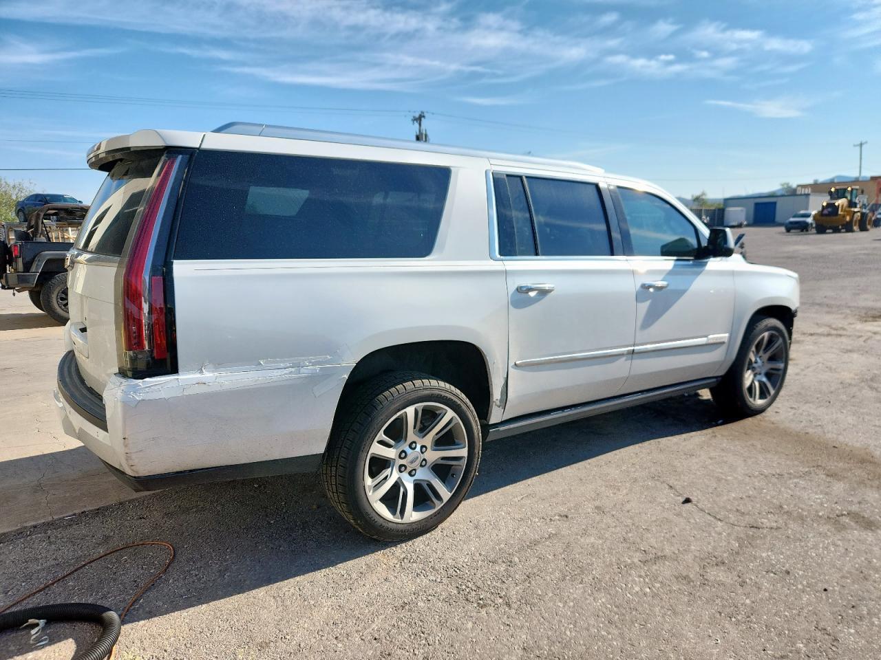 2016 Cadillac Escalade Esv Premium - Фото 3