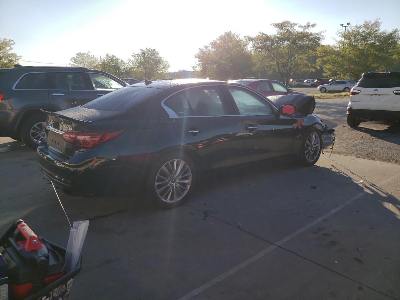 2019 Infiniti Q50 Luxe - Image 3