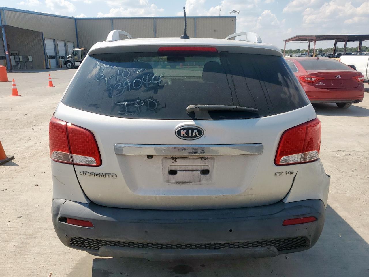 2011 Kia Sorento Ex - Image 6