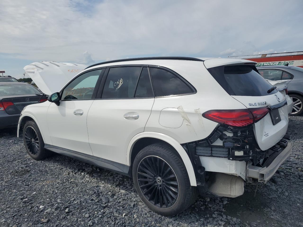 2025 Mercedes-Benz Glc 350E - Фото 2
