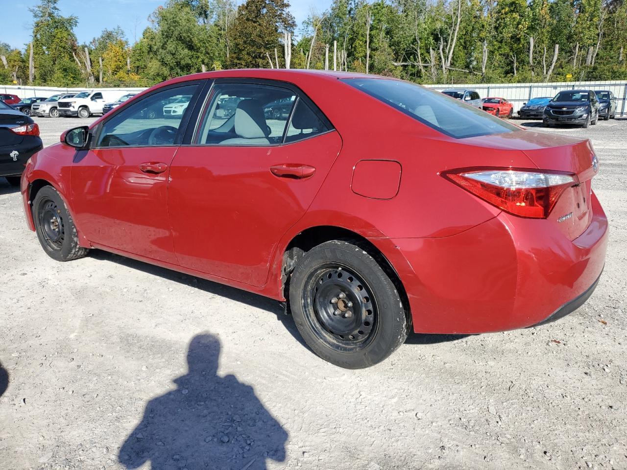 2015 Toyota Corolla L - Фото 2