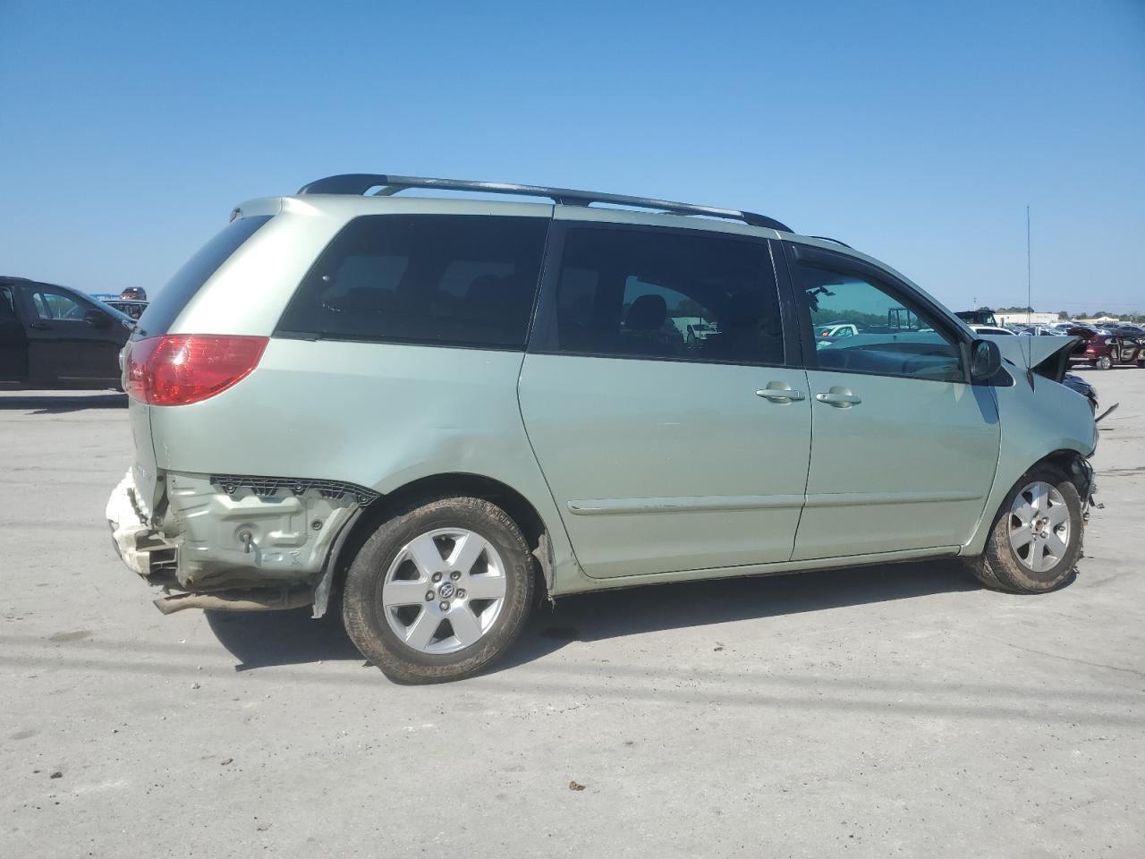 2006 Toyota Sienna Ce - Фото 3