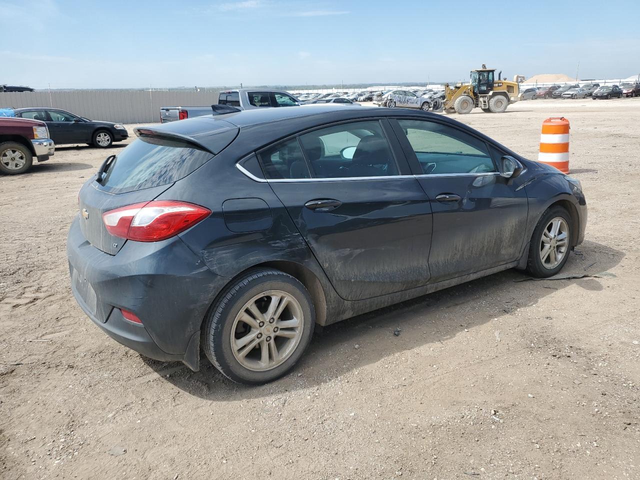 2025 Chevrolet Cruze Lt - Image 3