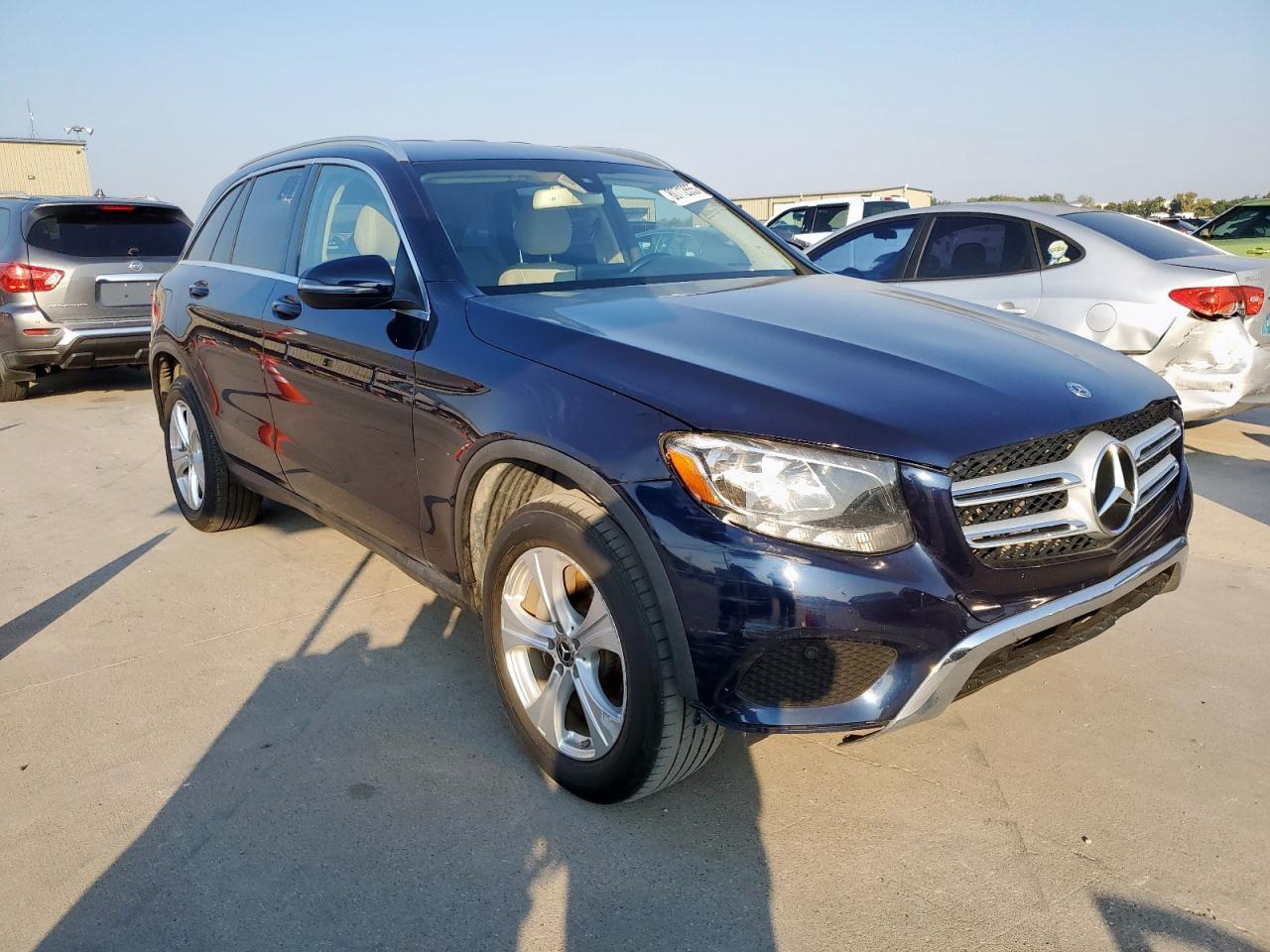 2017 Mercedes-Benz Glc 300 - Фото 4