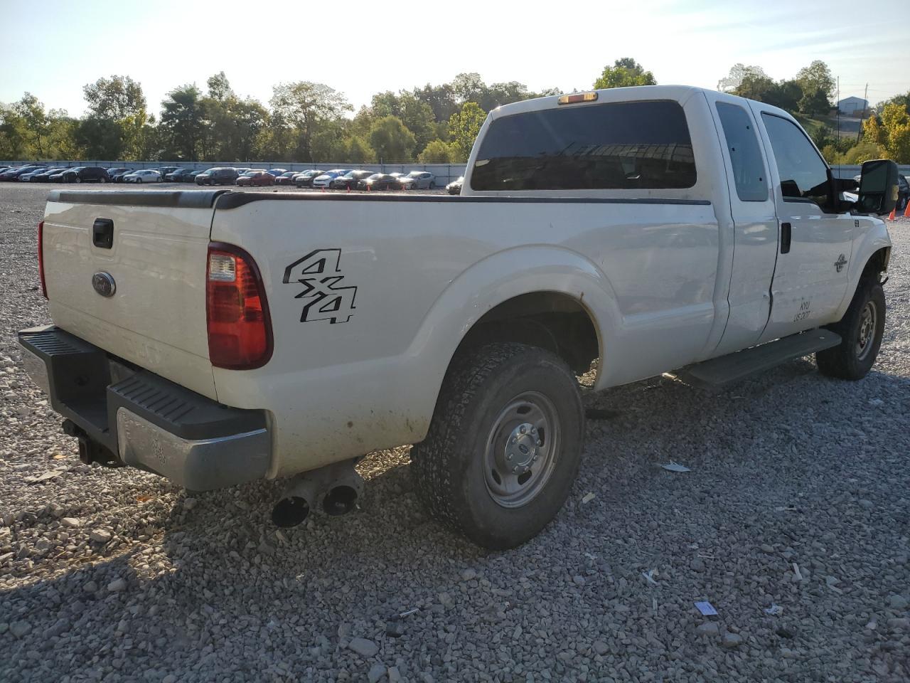 2016 Ford F250 Super Duty - Image 3