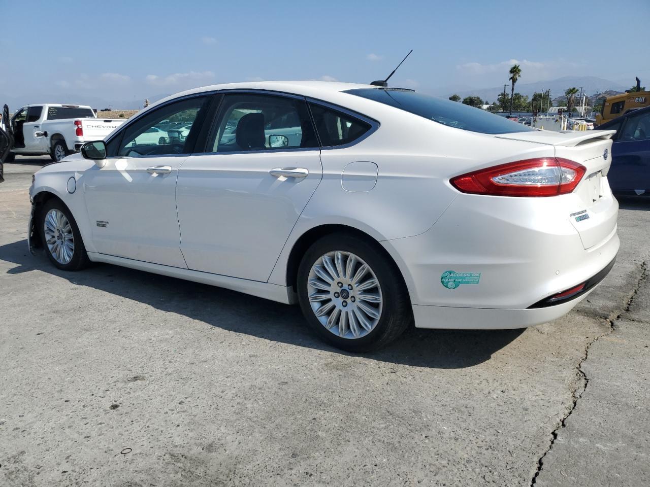 2014 Ford Fusion - Фото 2