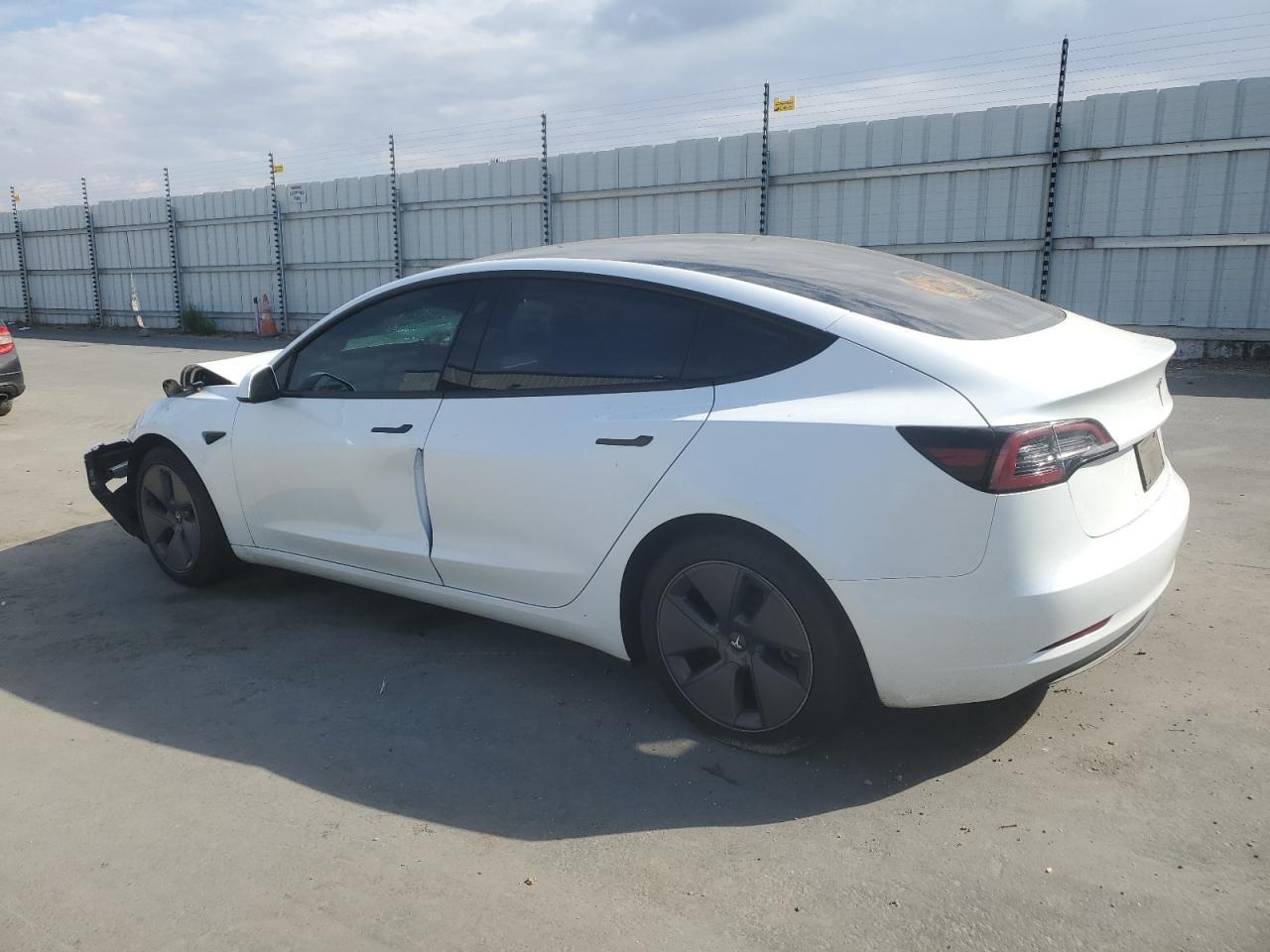 2023 Tesla Model 3 - Image 2