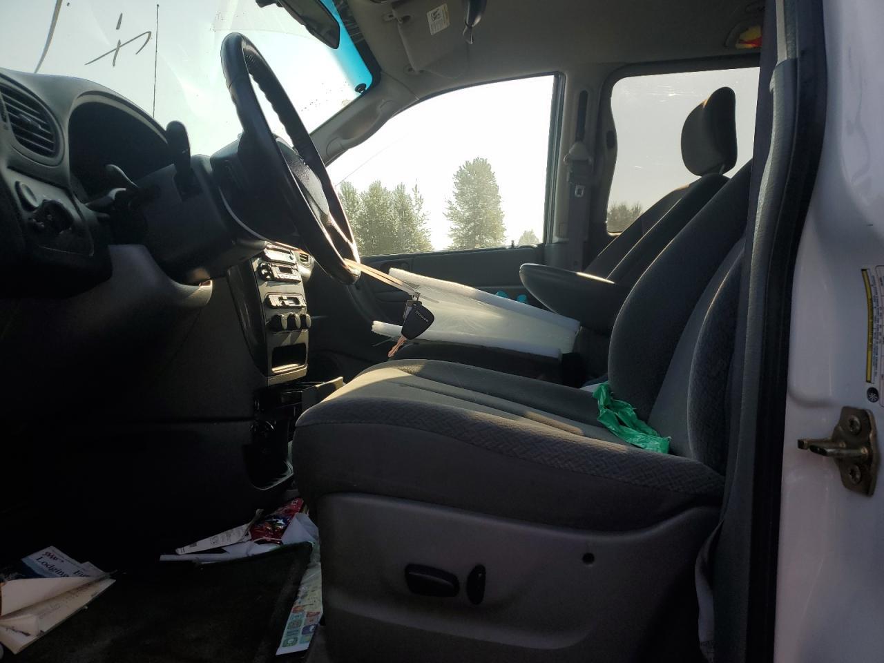 2005 Dodge Grand Caravan Sxt - Фото 7